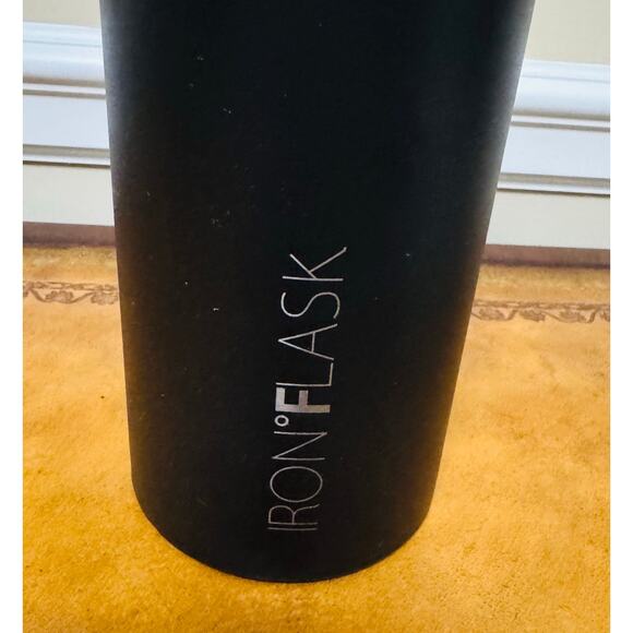 IRON FLASK Camping Hiking Hydration Stainless Steel Black 32 oz Water Bottle NEW - Picture 9 of 10